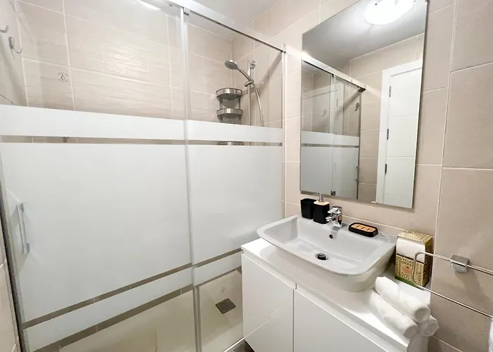 In Center With Private Parking * Marbella