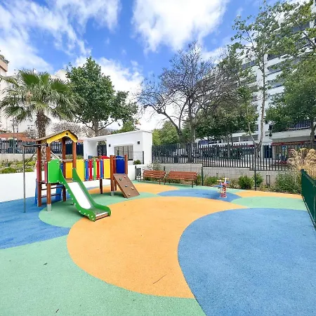 Appartement In Center With Private Parking