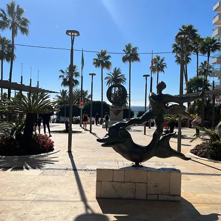 Appartement In Center With Private Parking Marbella