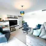 In Center With Private Parking * Marbella