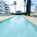 In Center With Private Parking Apartmán