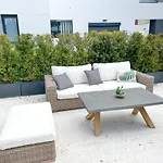 In Center With Private Parking Apartmán