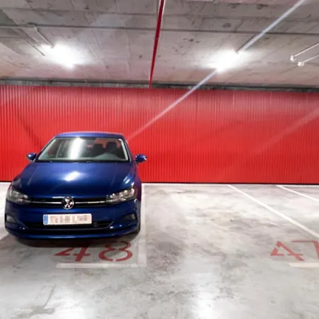 In Center With Private Parking Apartment