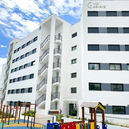 아파트 In Center With Private Parking 마르베야