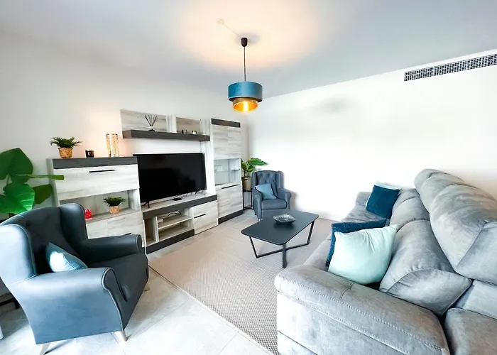 In Center With Private Parking * Marbella