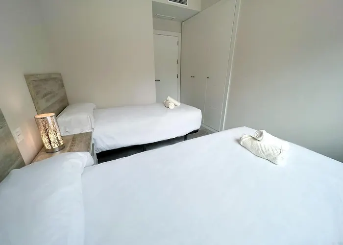 In Center With Private Parking Marbella