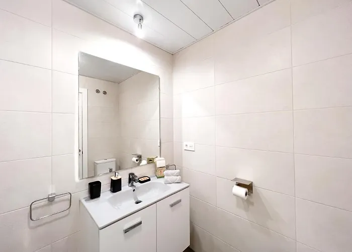 Apartmán In Center With Private Parking *