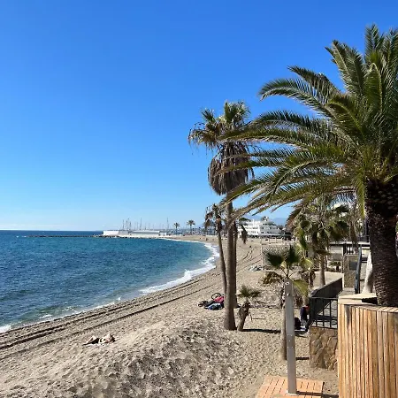 Apartamento In Center With Private Parking