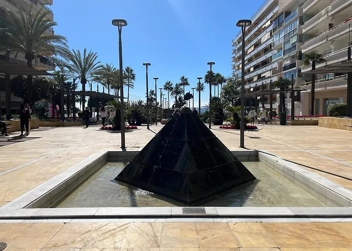 In Center With Private Parking * Marbella